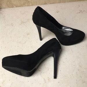 Jennifer Lopez Lucille Black Platforms